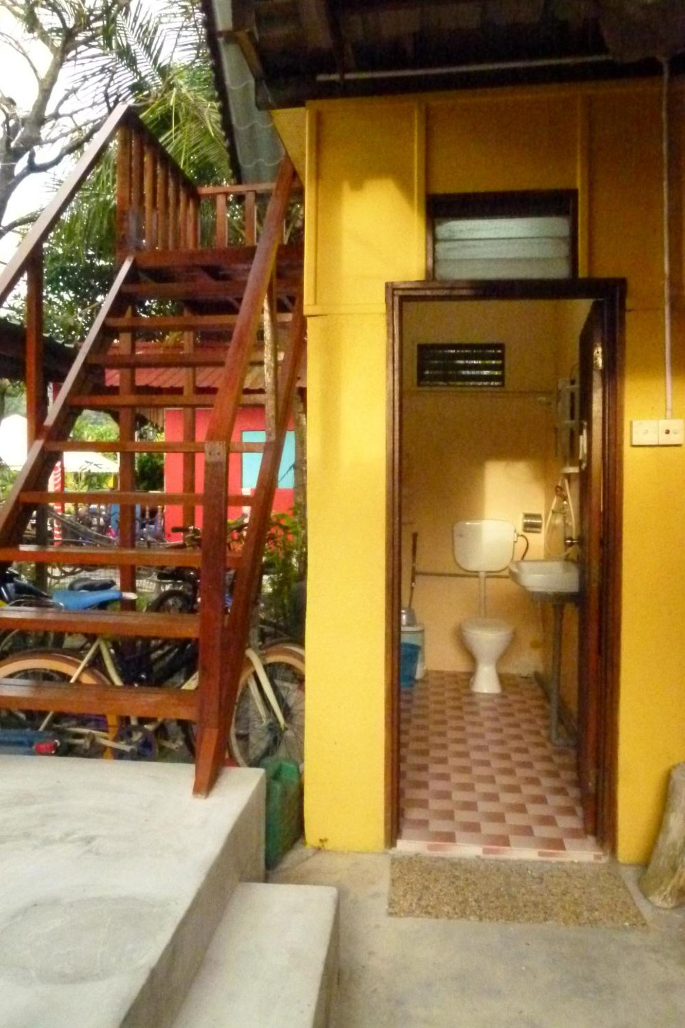 Cheers Garden Chalet Kampong Ayer Batang Exterior photo