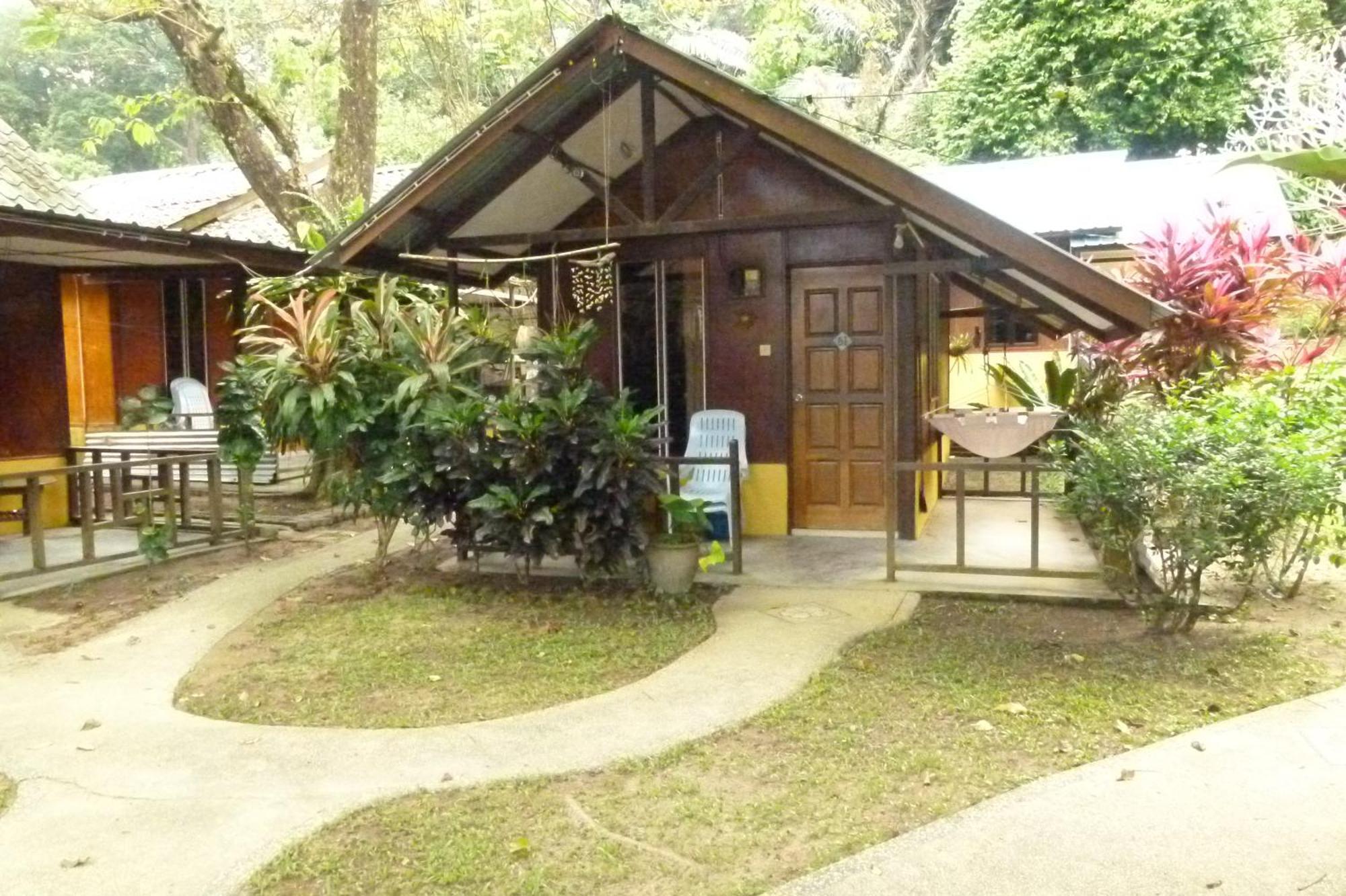 Cheers Garden Chalet Kampong Ayer Batang Exterior photo