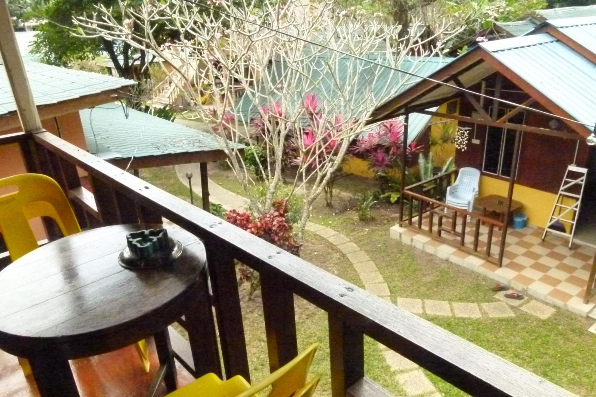 Cheers Garden Chalet Kampong Ayer Batang Exterior photo